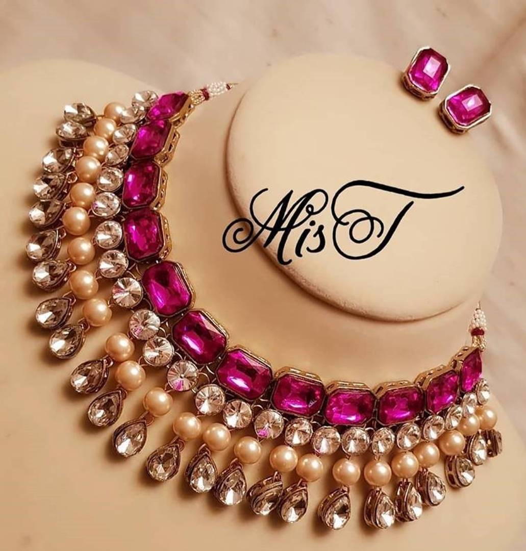 Fashionable Alloy Kundan Necklace Set