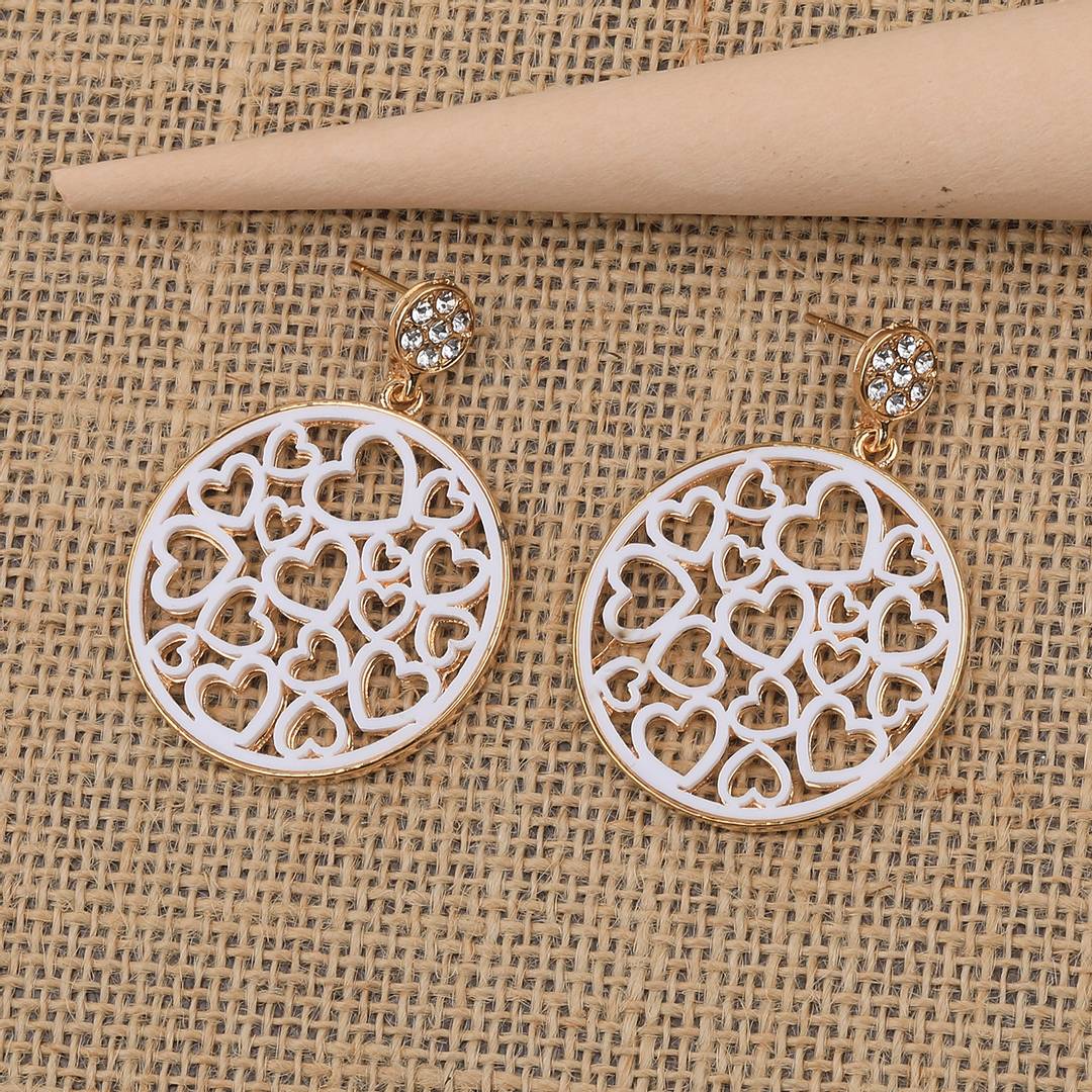 Women Patry Wear Metal Drop Earrings