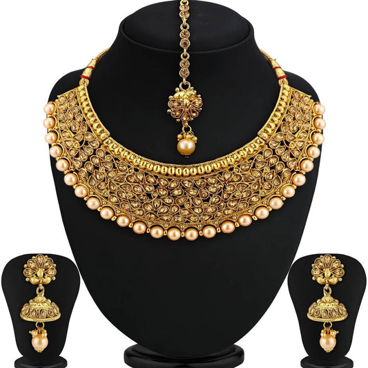 Sukkhi Women Alloy Choker Jewellery Set