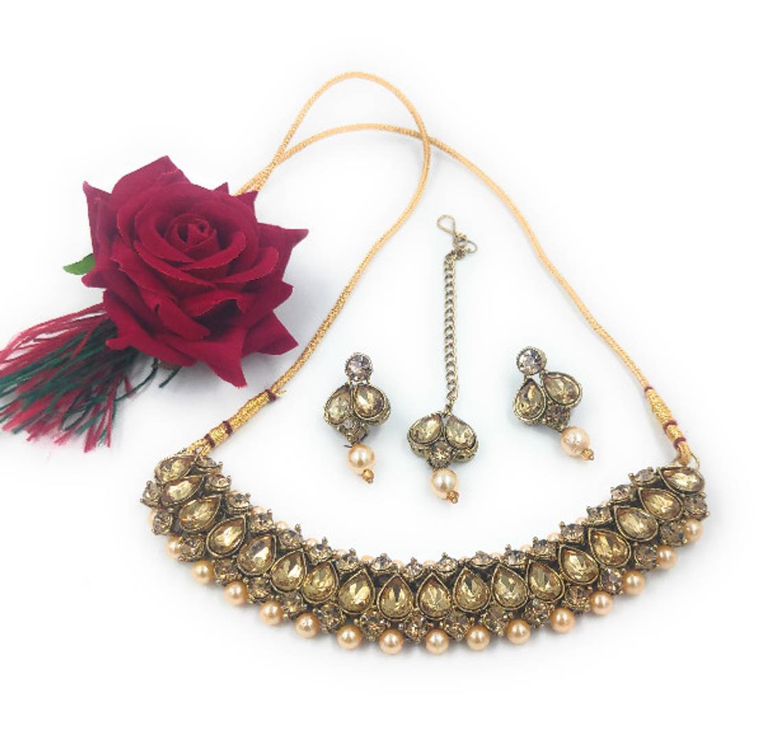 Trendy Alloy Choker with Earring and Mangtika for Women
