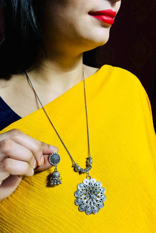 Oxidized Necklace with Earrings