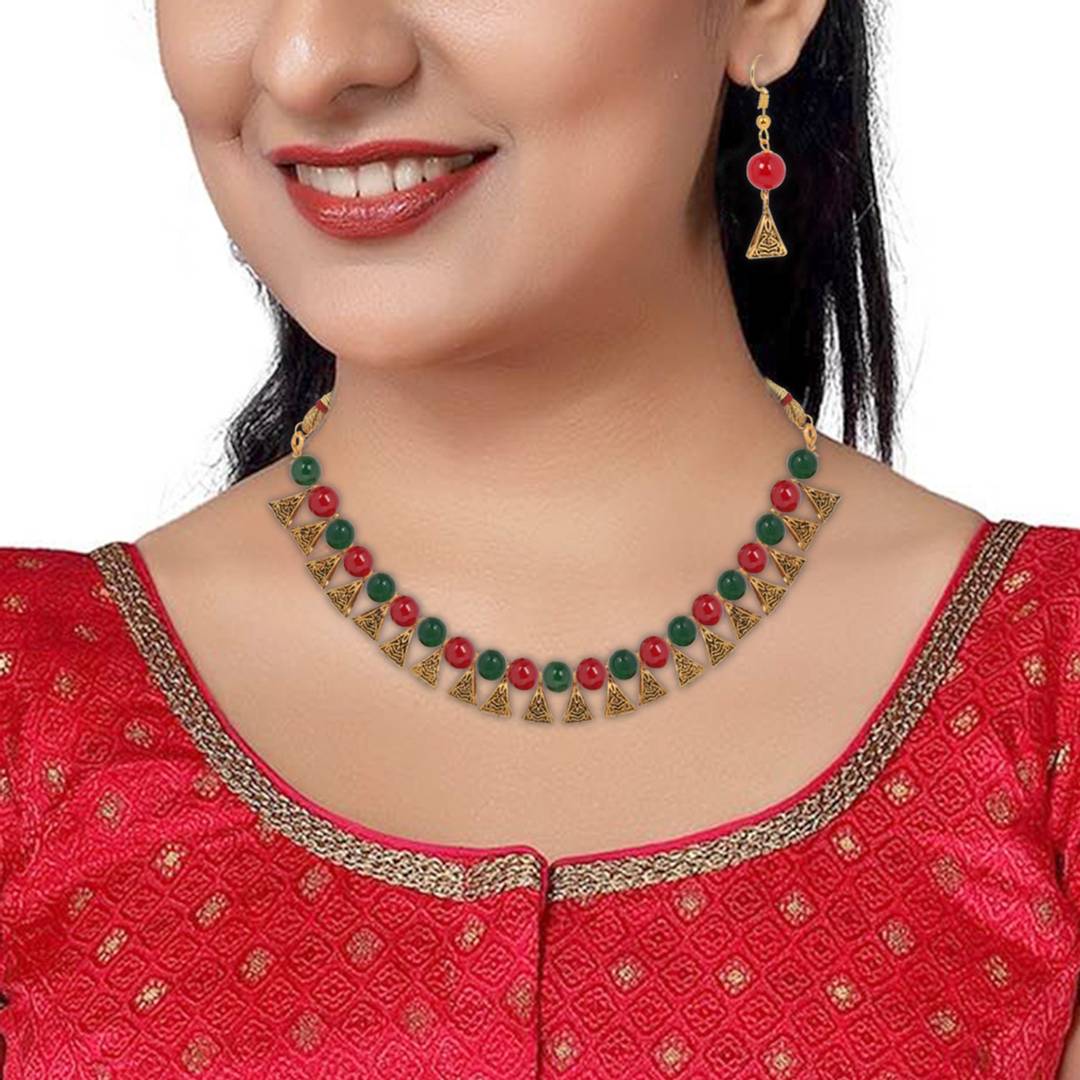 Stylish Alloy Necklace with Earrings