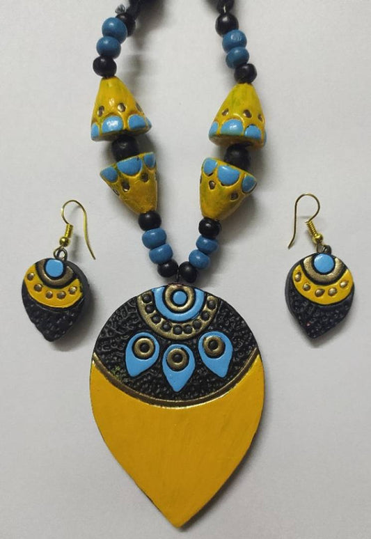 handmade terracotta jewellery set