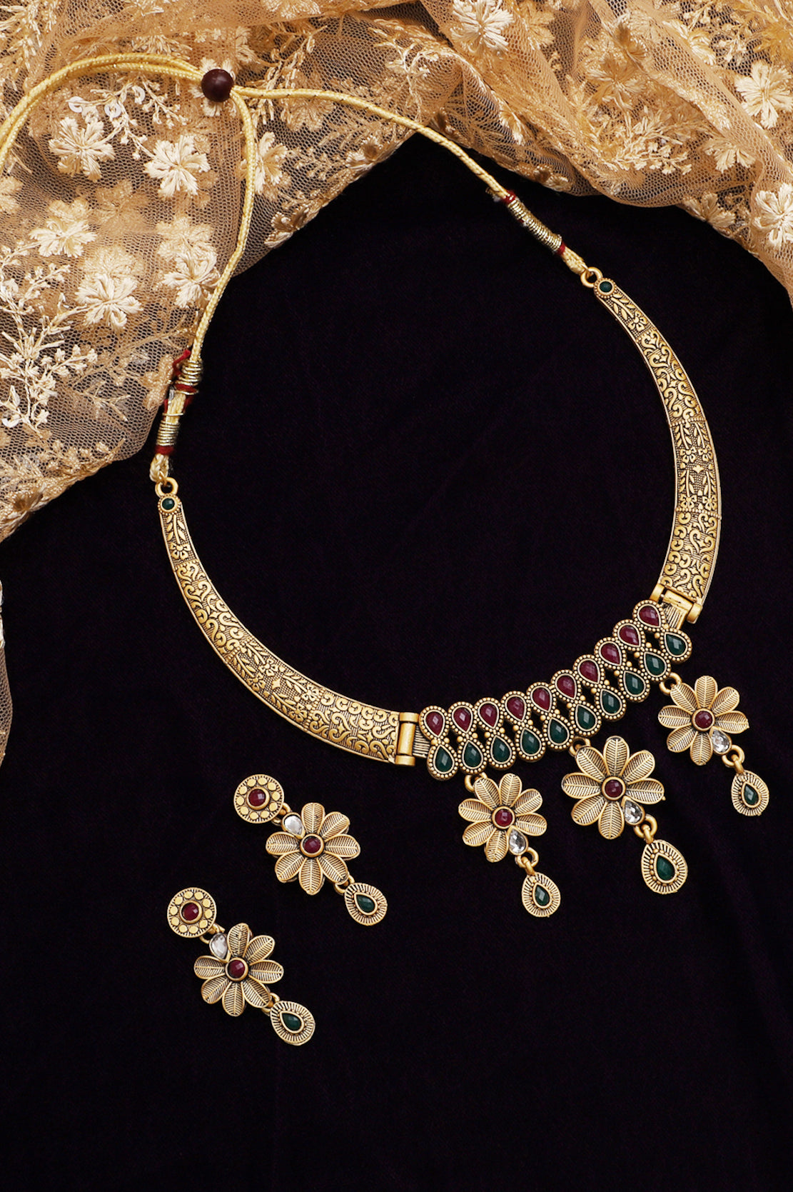  Women's Gold Plated Necklace with Earrings | Buy This Jewellery Online from Mekkna