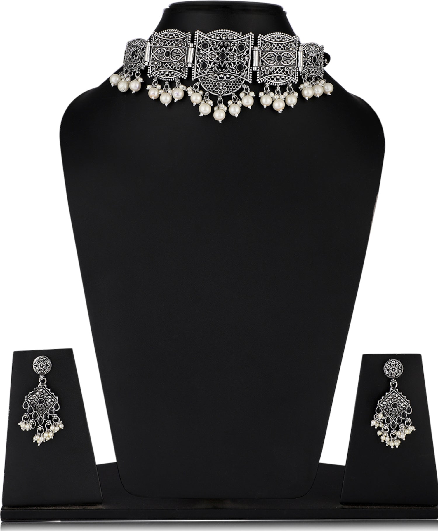 Silver Plated Alloy Traditional Choker with Earrings | Buy This Choker set Online from Mekkna