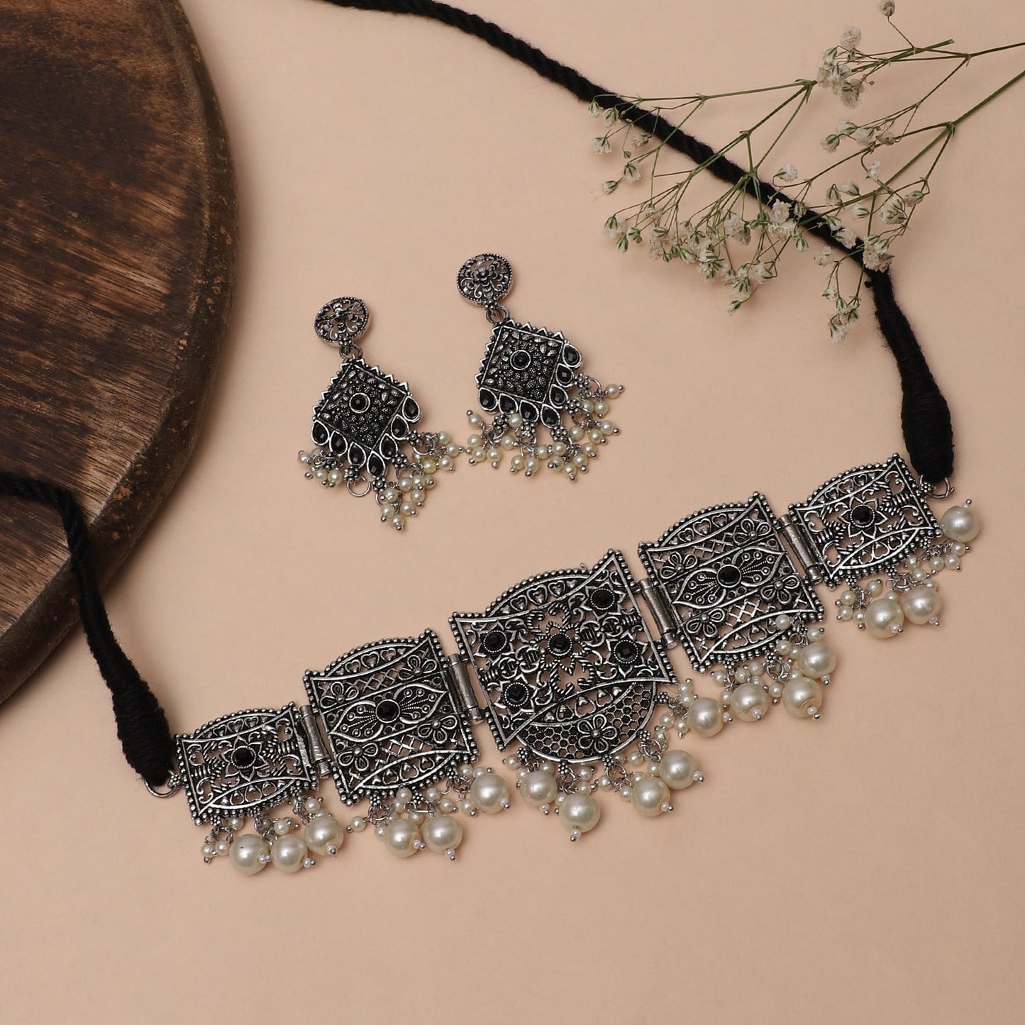 Silver Plated Alloy Traditional Choker with Earrings | Buy This Choker set Online from Mekkna